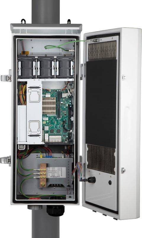 Supermicro SuperServer E403-9D-16C-IPD2 IP65 Enclosure UP 4xSFF 4x10GbE 8x1 GbE IPMI FIX PSU